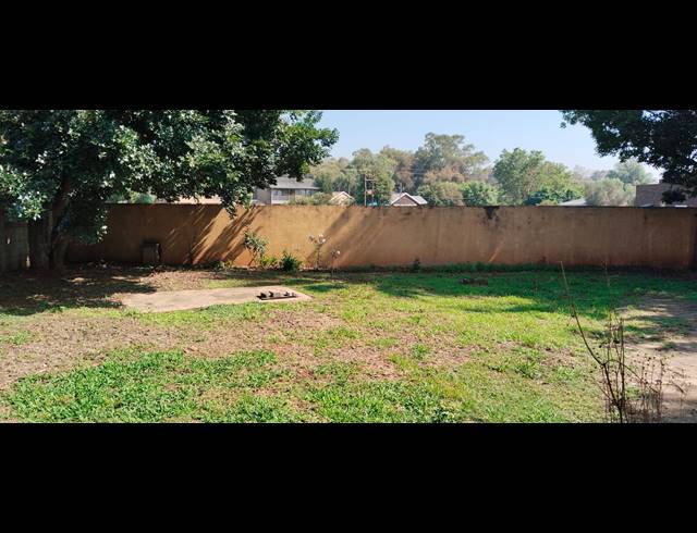 3 BEDROOM HOUSE FOR SALE IN HENLEY ON KLIP